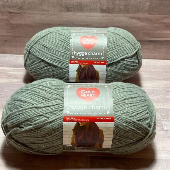 2-Pack Red Heart Hygge Charm Yarn 7 Oz 432 Yds Shooting Star Gray Sparkle Polyes - Picture 1 of 8